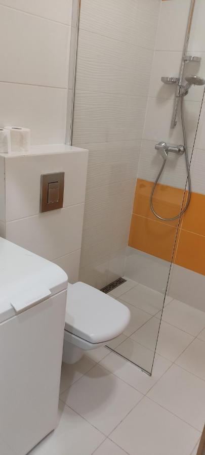 Be My Guest- Fontany Luxury Apartment Metro Wi-Fi Free Parking Zone Warszawa Eksteriør bilde