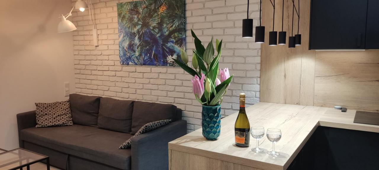 Be My Guest- Fontany Luxury Apartment Metro Wi-Fi Free Parking Zone Warszawa Eksteriør bilde