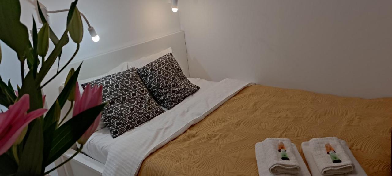Be My Guest- Fontany Luxury Apartment Metro Wi-Fi Free Parking Zone Warszawa Eksteriør bilde